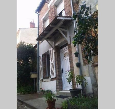 Gite "La Mesangerie" Villa Chateau-Renard Bagian luar foto